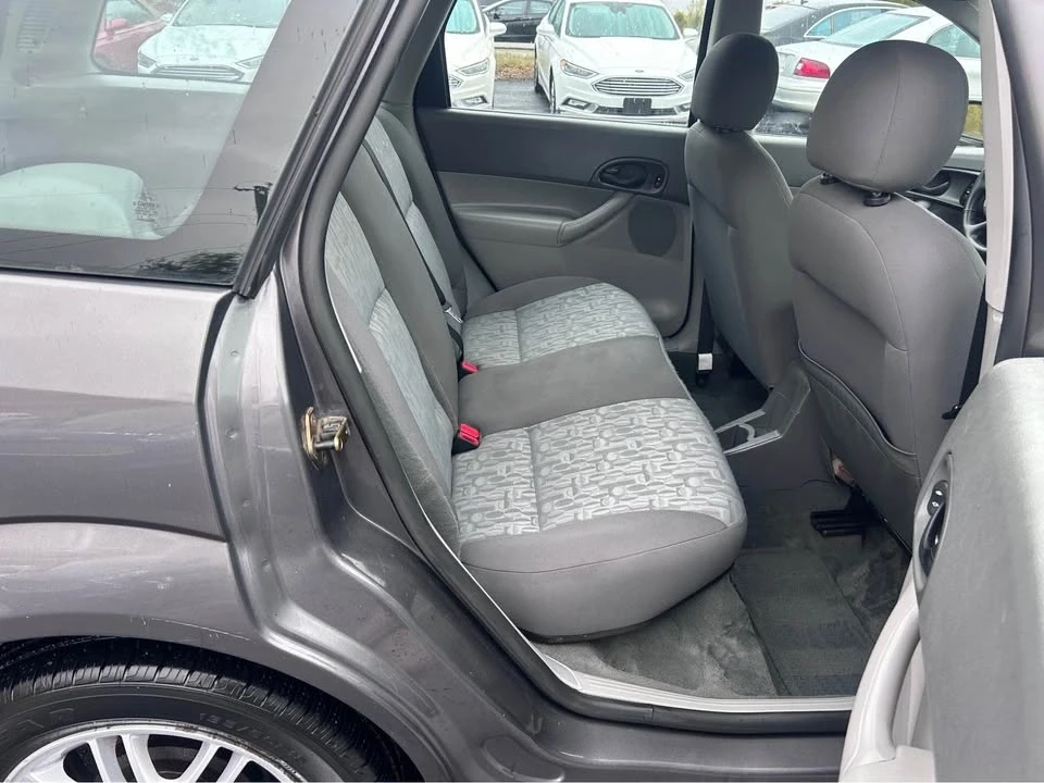2005 Ford Focus 1st Gen - Image 9 of 20