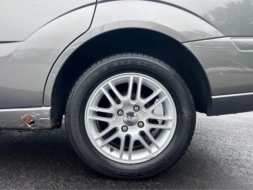 2005 Ford Focus 1st Gen - Image 20 of 20