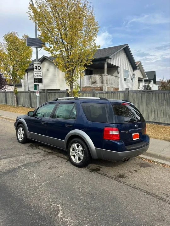 2005 Ford Freestyle - Image 4 of 10