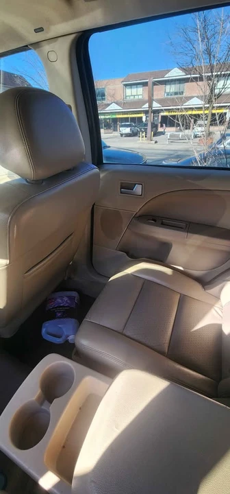 2005 Ford Freestyle - Image 8 of 10