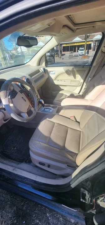 2005 Ford Freestyle - Image 9 of 10