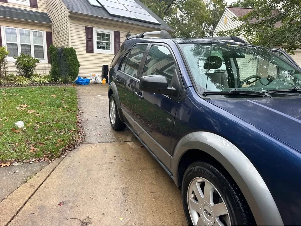 2005 Ford Freestyle - Image 2 of 17