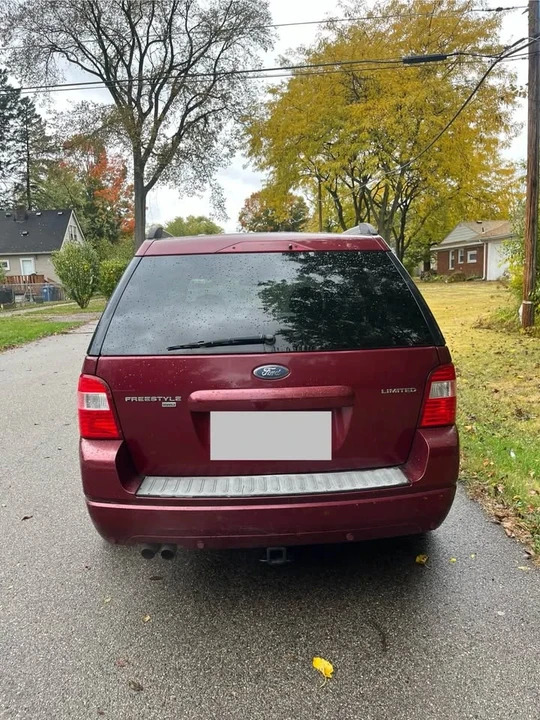 2005 Ford Freestyle - Image 7 of 12