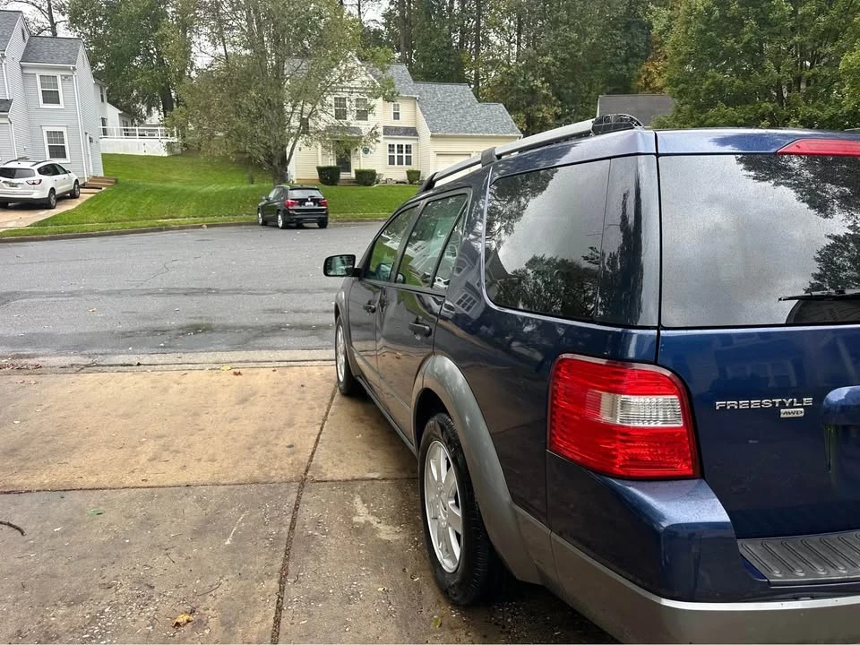 2005 Ford Freestyle - Image 8 of 17