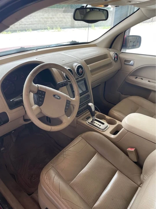 2005 Ford Freestyle - Image 2 of 4