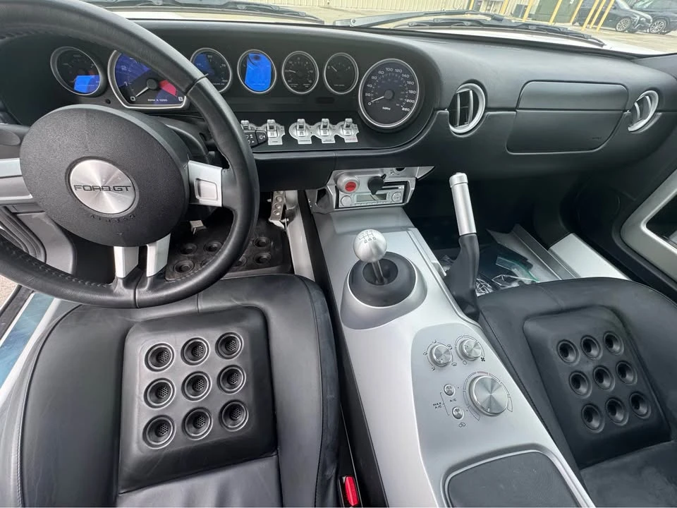 2005 Ford GT 1st Gen - Image 12 of 14