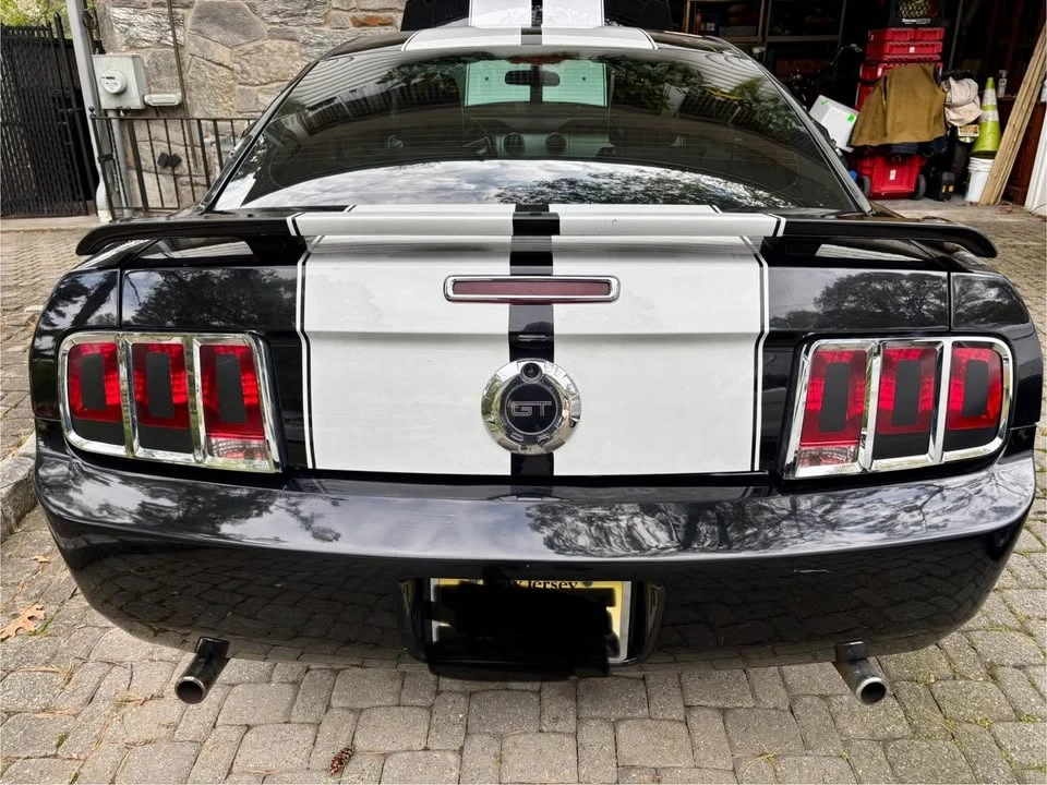 2005 Ford GT 1st Gen - Image 2 of 16