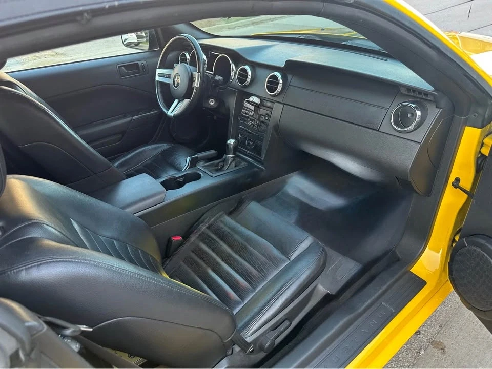 2005 Ford GT 1st Gen - Image 5 of 10