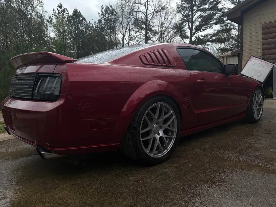 2005 Ford GT 1st Gen - Image 2 of 5
