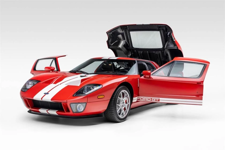 2005 Ford GT 1st Gen - Image 11 of 20
