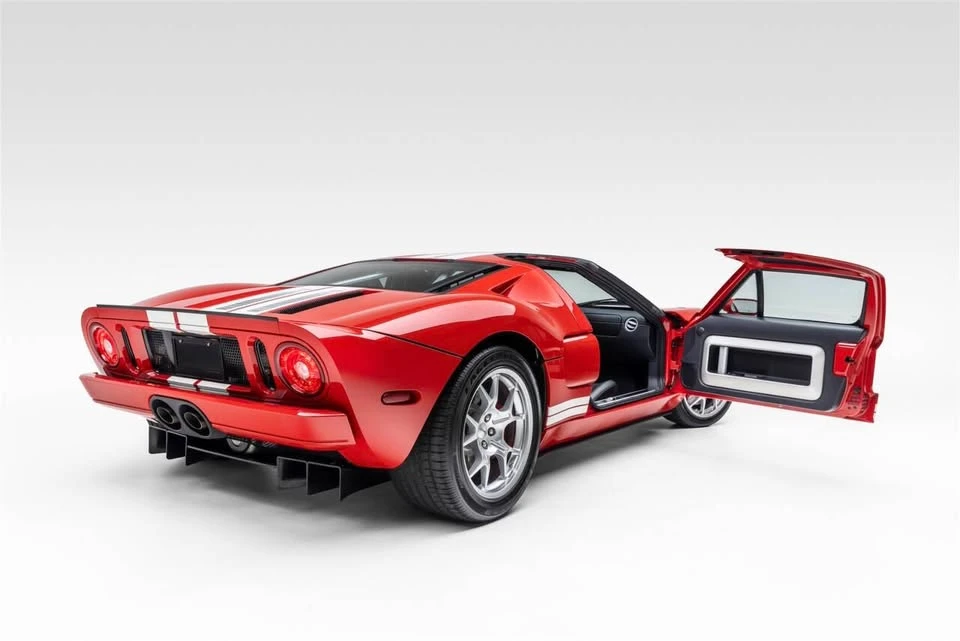 2005 Ford GT 1st Gen - Image 15 of 20
