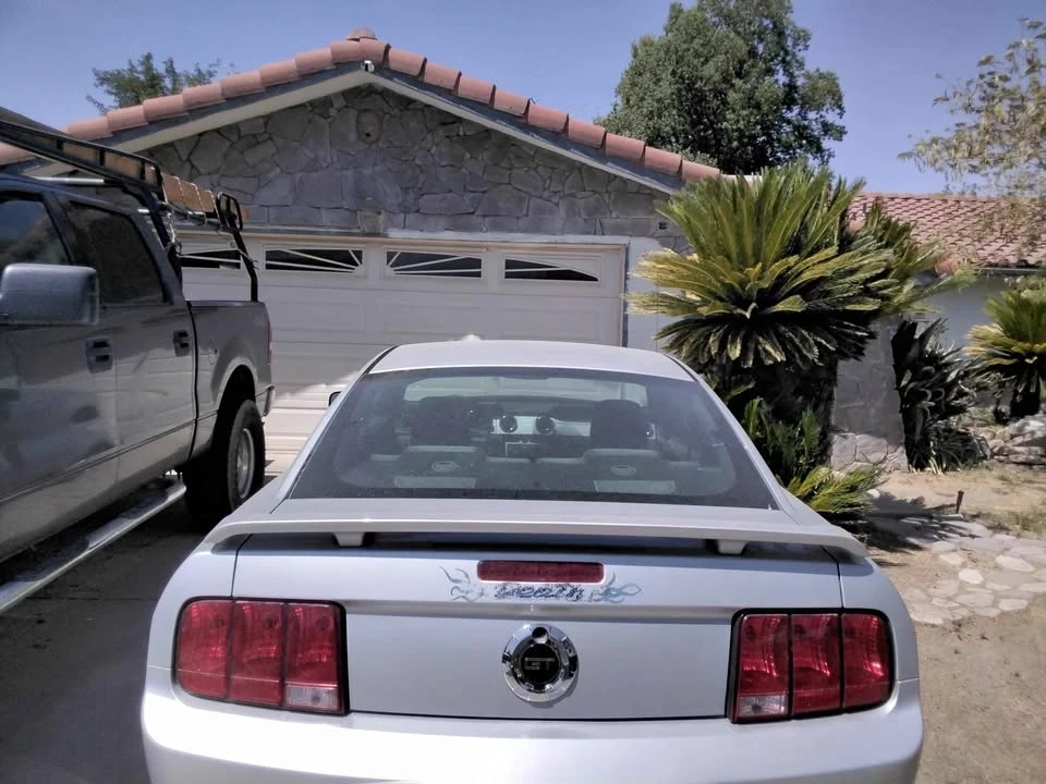 2005 Ford GT 1st Gen - Image 2 of 5