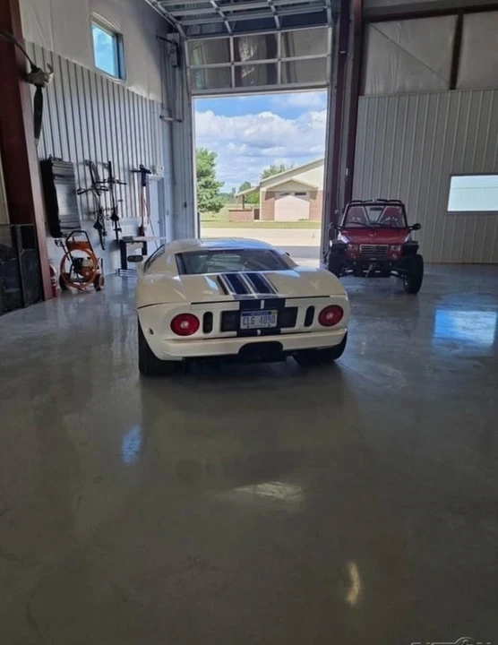 2005 Ford GT 1st Gen - Image 3 of 4