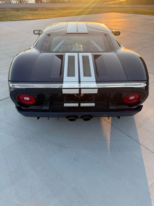 2005 Ford GT 1st Gen - Image 4 of 13