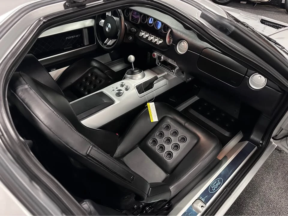 2005 Ford GT 1st Gen - Image 13 of 18
