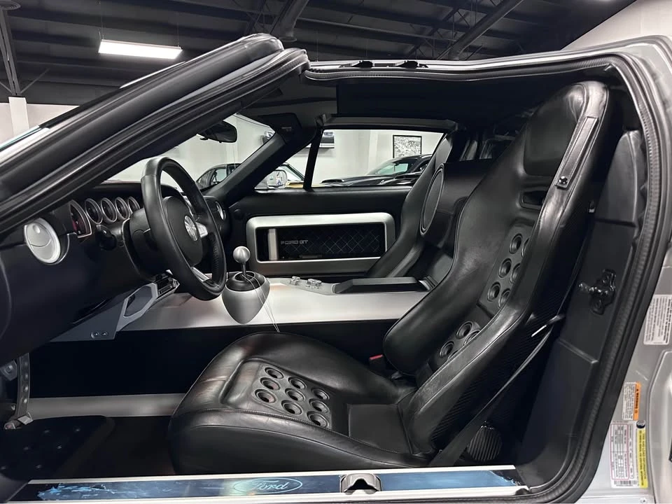 2005 Ford GT 1st Gen - Image 12 of 18