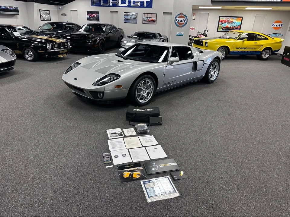 2005 Ford GT 1st Gen - Image 16 of 18