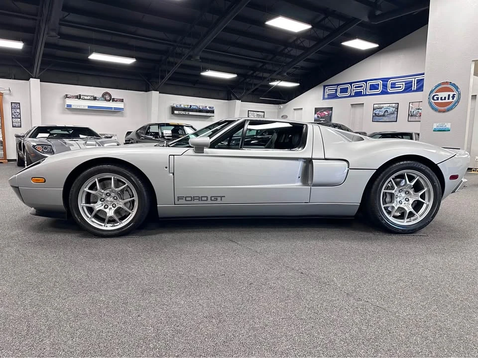 2005 Ford GT 1st Gen - Image 3 of 18