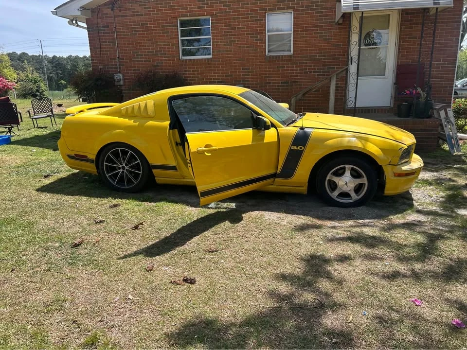 2005 Ford GT 1st Gen - Image 2 of 4