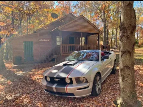 2005 Ford GT