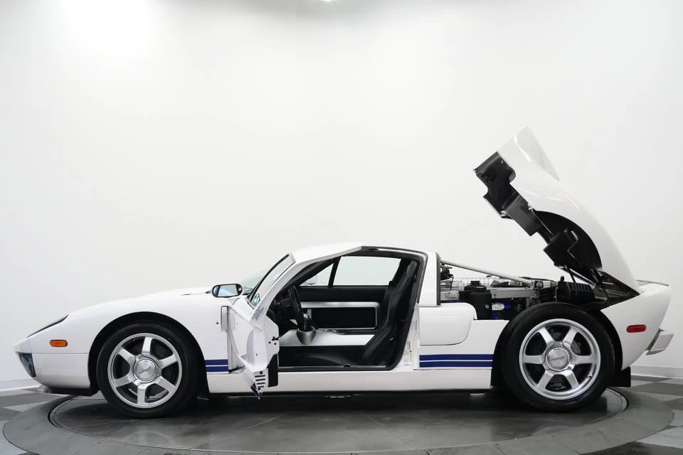 2005 Ford GT 1st Gen - Image 5 of 19
