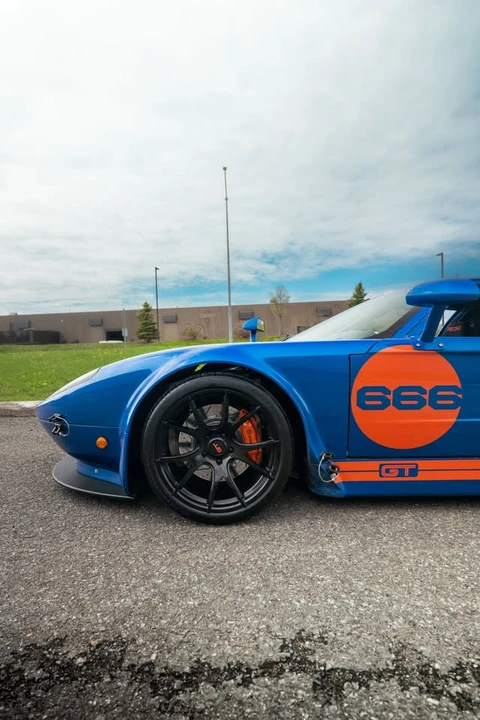 2005 Ford GT 1st Gen - Image 2 of 20