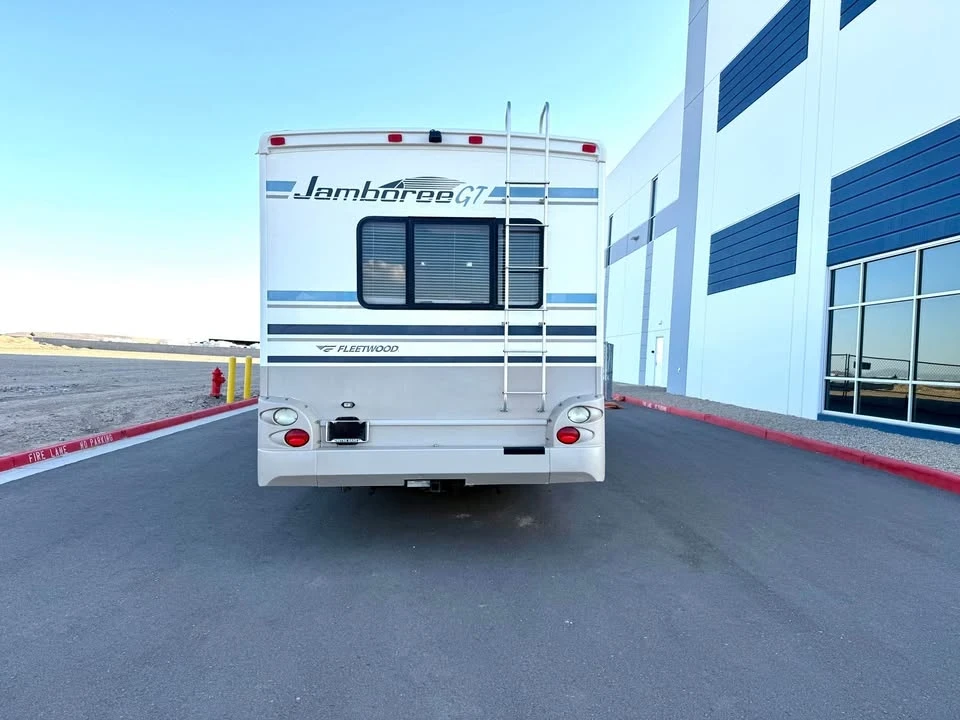 2005 Ford Econoline Van - Image 6 of 18