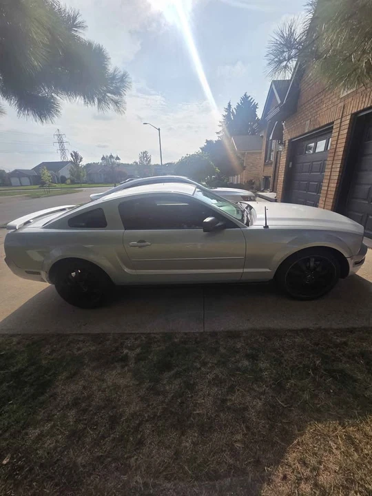 2005 Ford S197 Mustang - Image 9 of 12