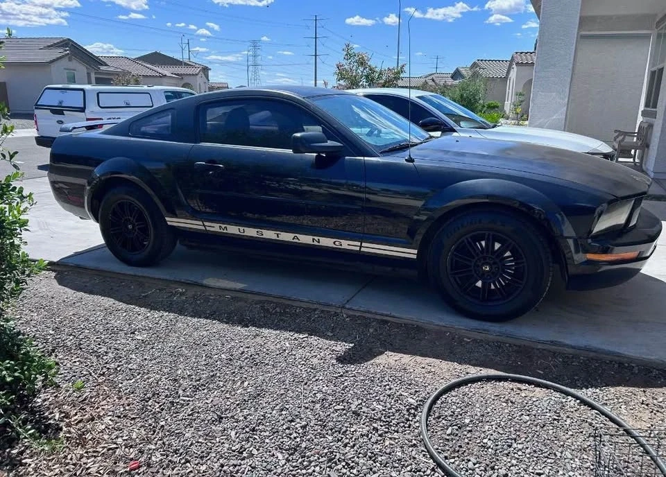 2005 Ford S197 Mustang - Image 3 of 4