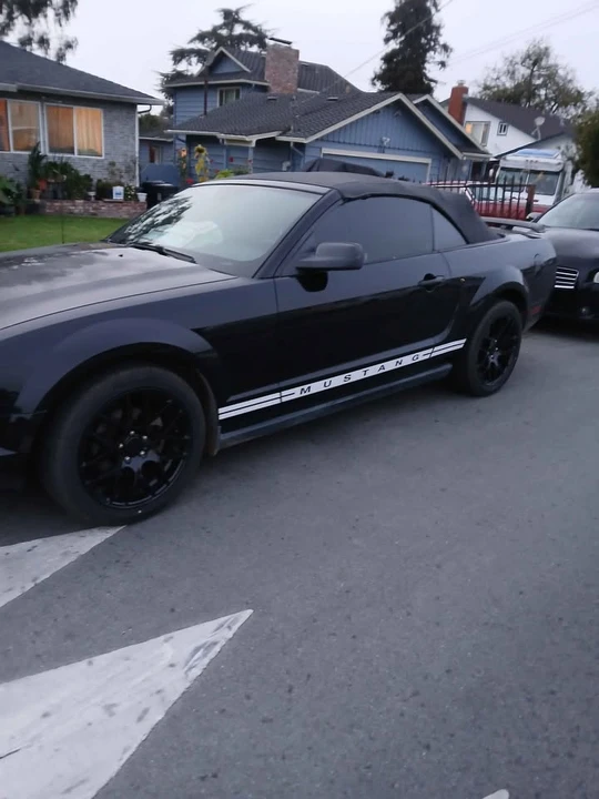 2005 Ford S197 Mustang - Image 3 of 4