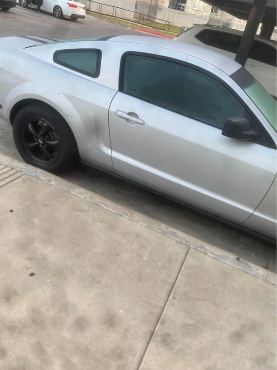 2005 Ford S197 Mustang - Image 2 of 6