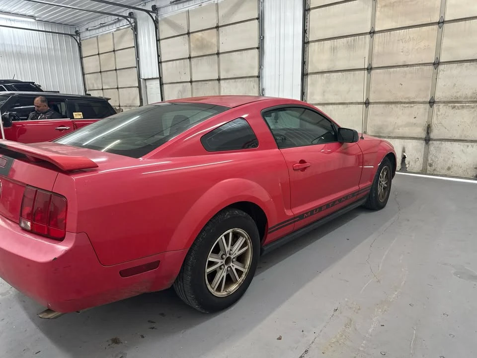 2005 Ford S197 Mustang - Image 7 of 17