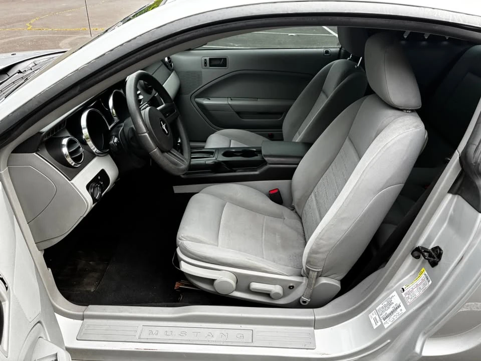 2005 Ford S197 Mustang - Image 8 of 20