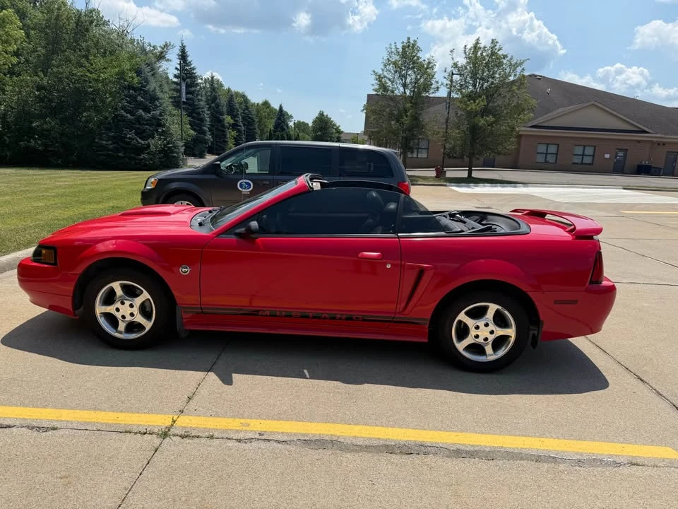2005 Ford S197 Mustang - Image 4 of 19