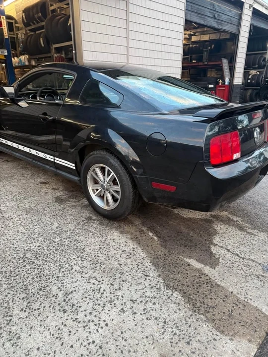 2005 Ford S197 Mustang - Image 3 of 4