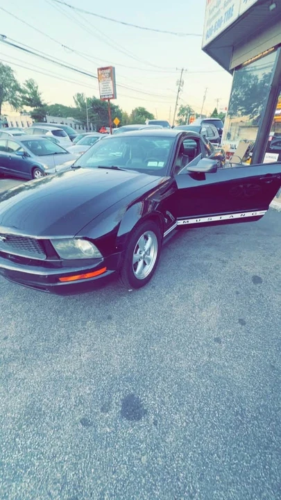 2005 Ford S197 Mustang - Image 2 of 4