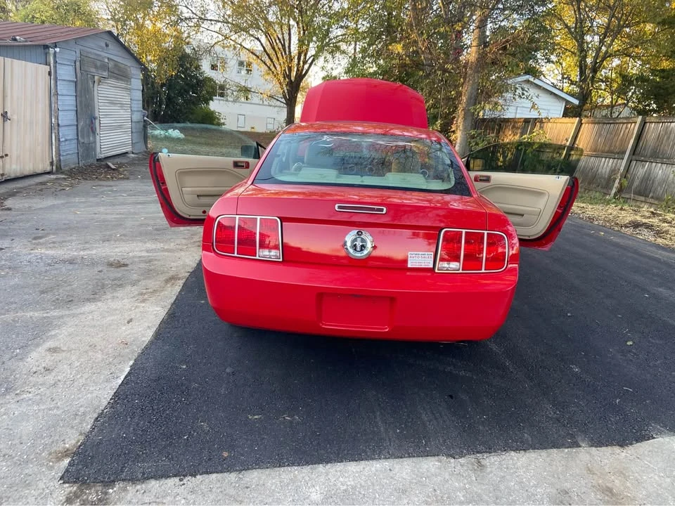 2005 Ford S197 Mustang - Image 8 of 14