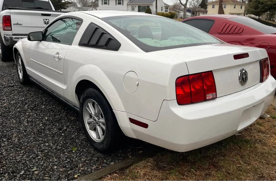 2005 Ford S197 Mustang - Image 5 of 14