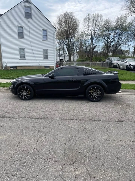 2005 Ford S197 Mustang - Image 2 of 6
