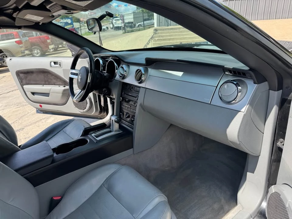 2005 Ford S197 Mustang - Image 9 of 15