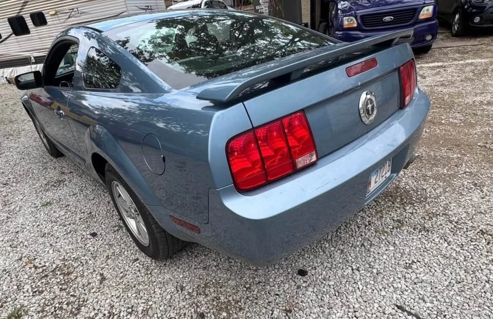 2005 Ford S197 Mustang - Image 3 of 4