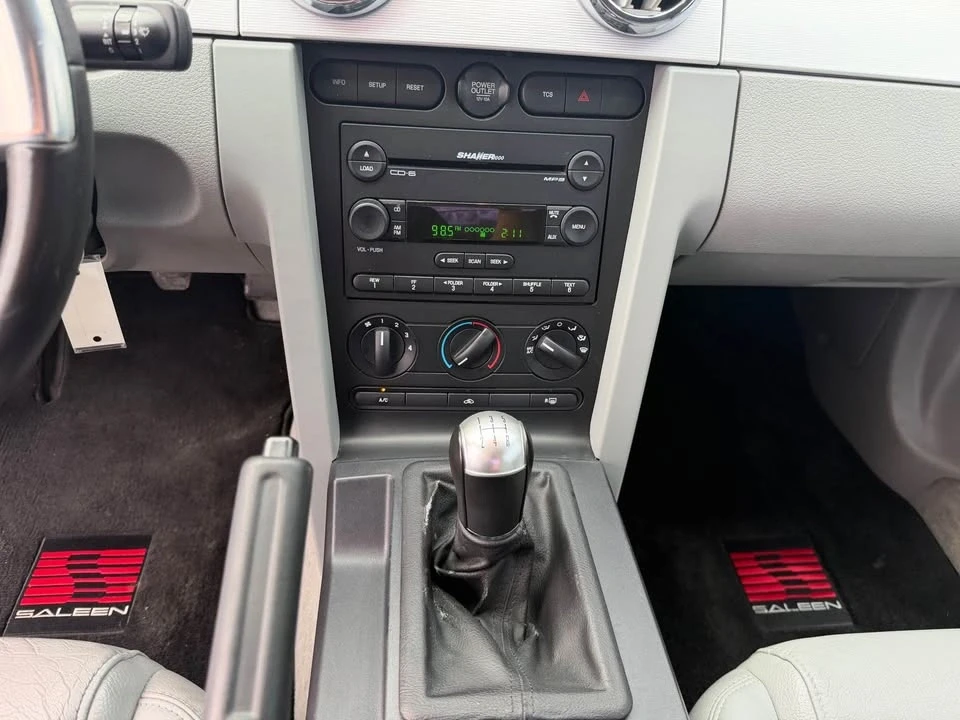 2005 Ford S197 Mustang - Image 8 of 12
