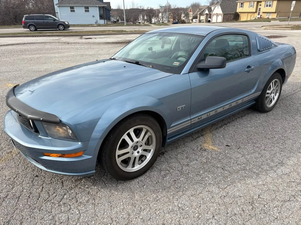 2005 Ford S197 Mustang - Image 2 of 10