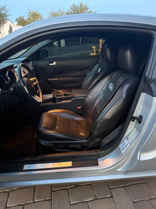 2005 Ford S197 Mustang - Image 11 of 14