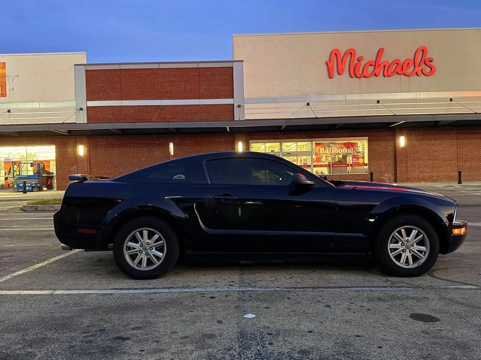 2005 Ford S197 Mustang - Image 4 of 10