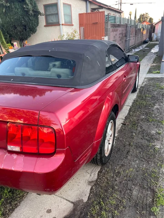 2005 Ford S197 Mustang - Image 8 of 11