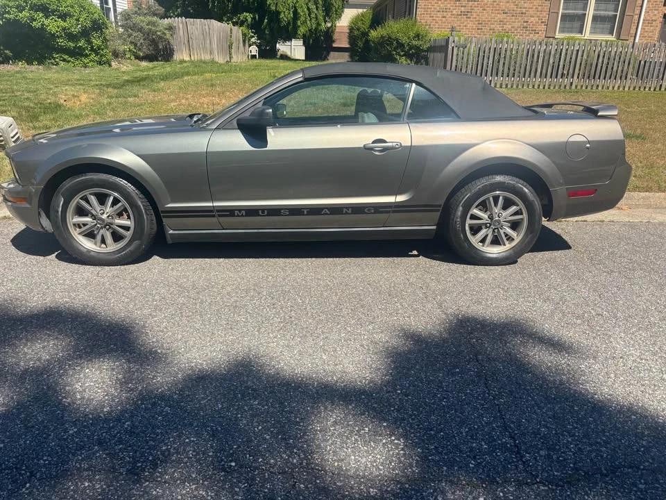 2005 Ford S197 Mustang - Image 2 of 9