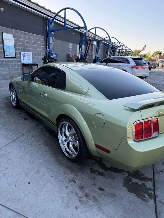2005 Ford S197 Mustang - Image 2 of 11