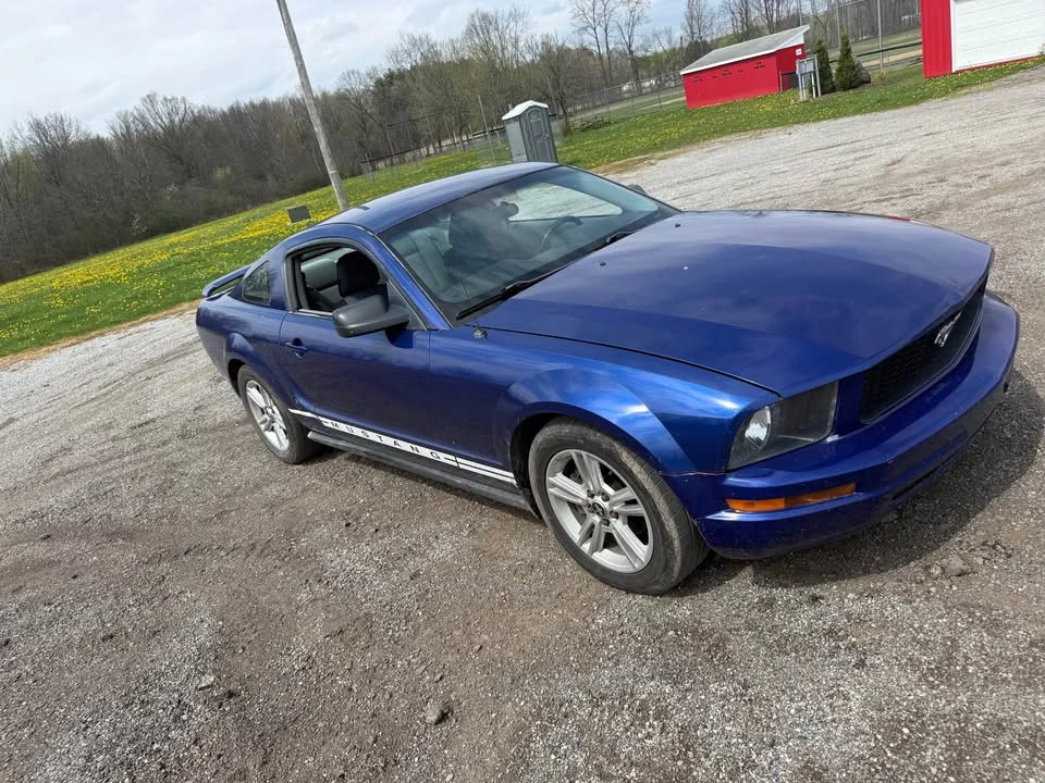 2005 Ford S197 Mustang - Image 2 of 8