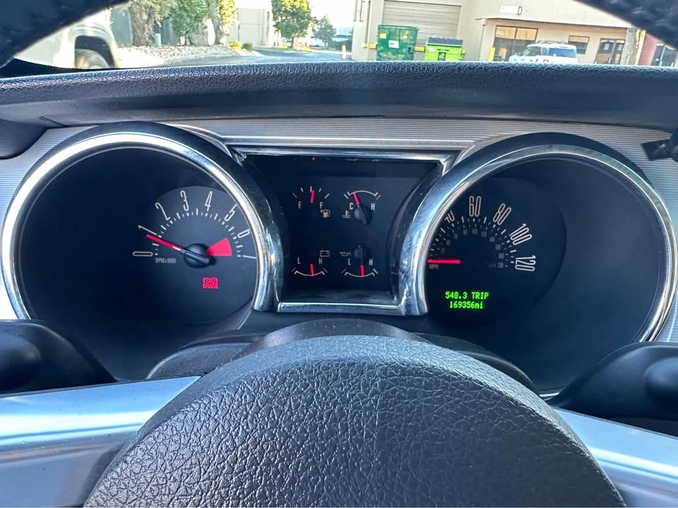 2005 Ford S197 Mustang - Image 9 of 16